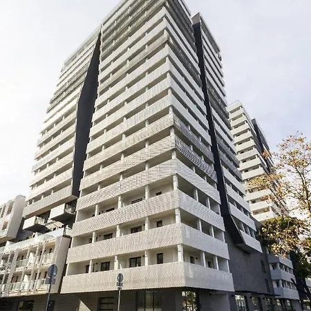 Апартаменты Big Apart-old Town- 3 Rooms- 10 People- Garage- Lift- New Building